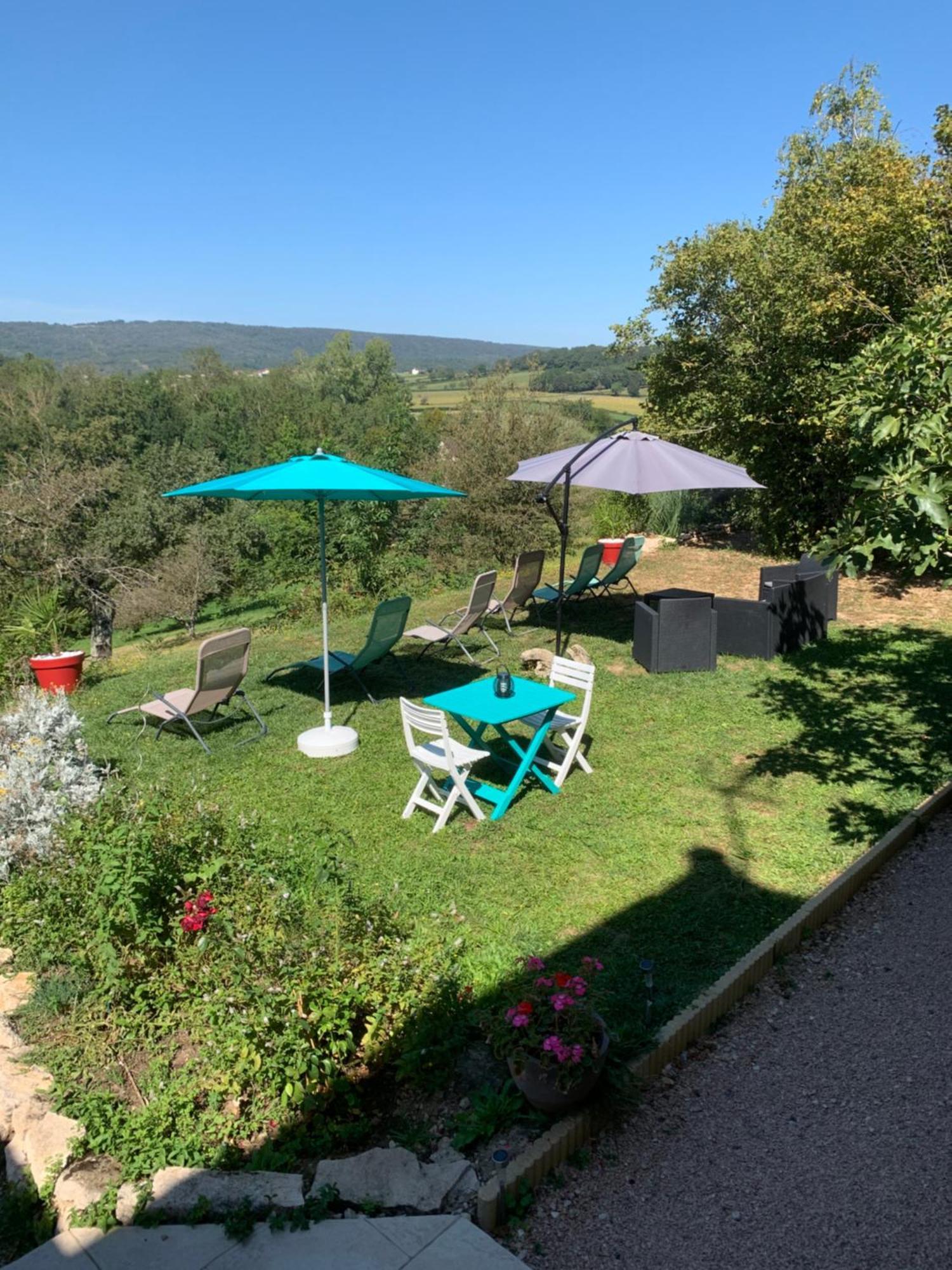 La Maison De La Colline Vers  Buitenkant foto